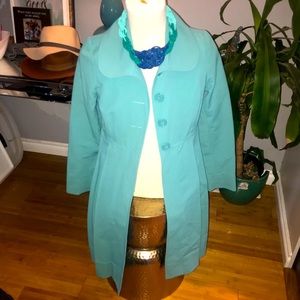 Beautiful Robbins egg blue trench